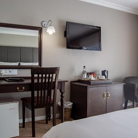 Ruslamere Hotel And Conference Centre Дърбанвил Екстериор снимка
